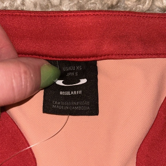 NWT OAKLEY Women’s Bella Golf Polo SS in Fluffy Pink - Picture 5 of 8